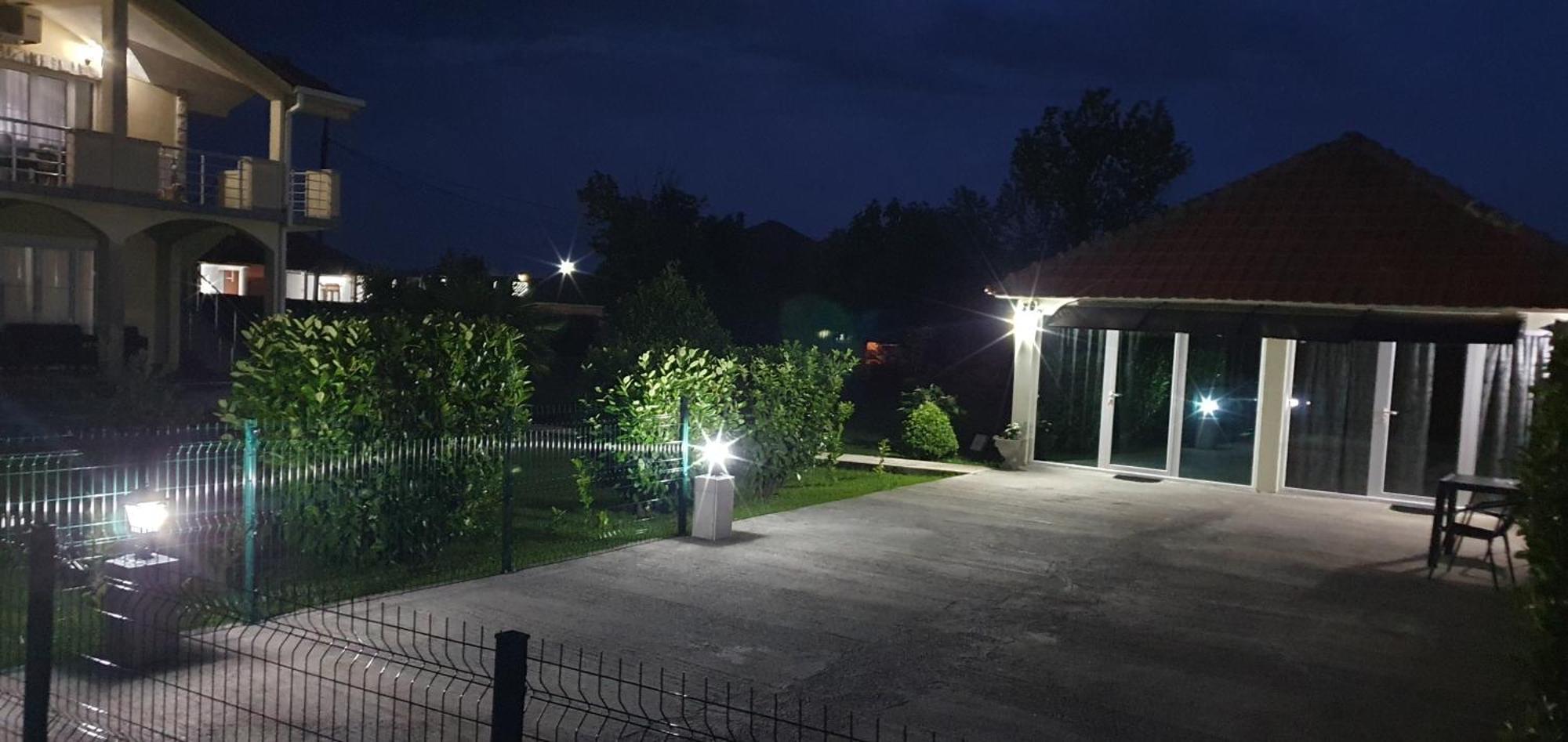 Cozzy Apartment Near The Aiport Podgorica Mitrovici  Esterno foto